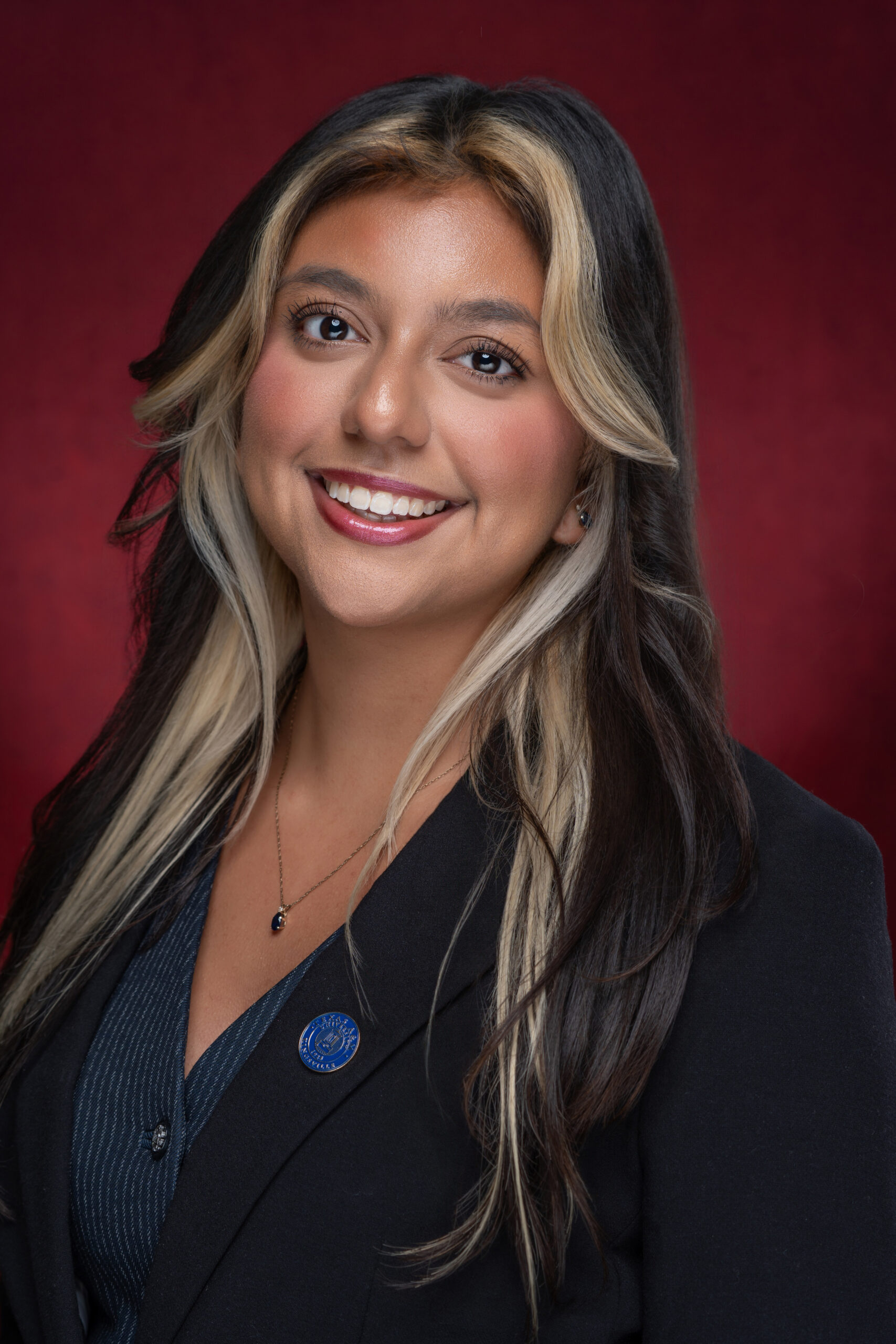 Mia Rivera Headshot Photo